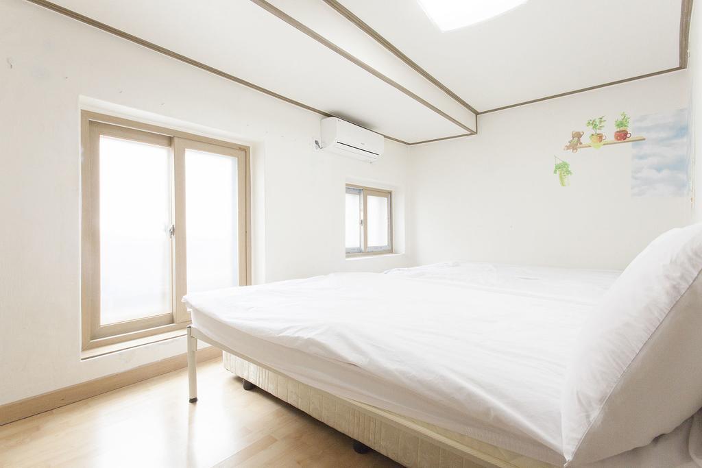 Myeongdong Guesthouse Сеул Экстерьер фото