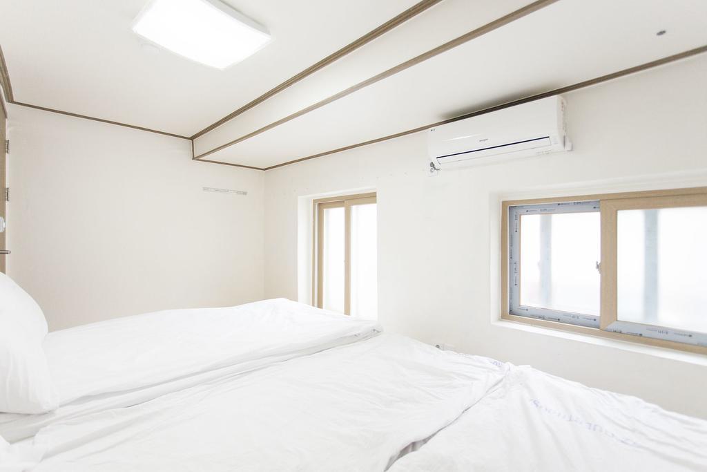 Myeongdong Guesthouse Сеул Экстерьер фото